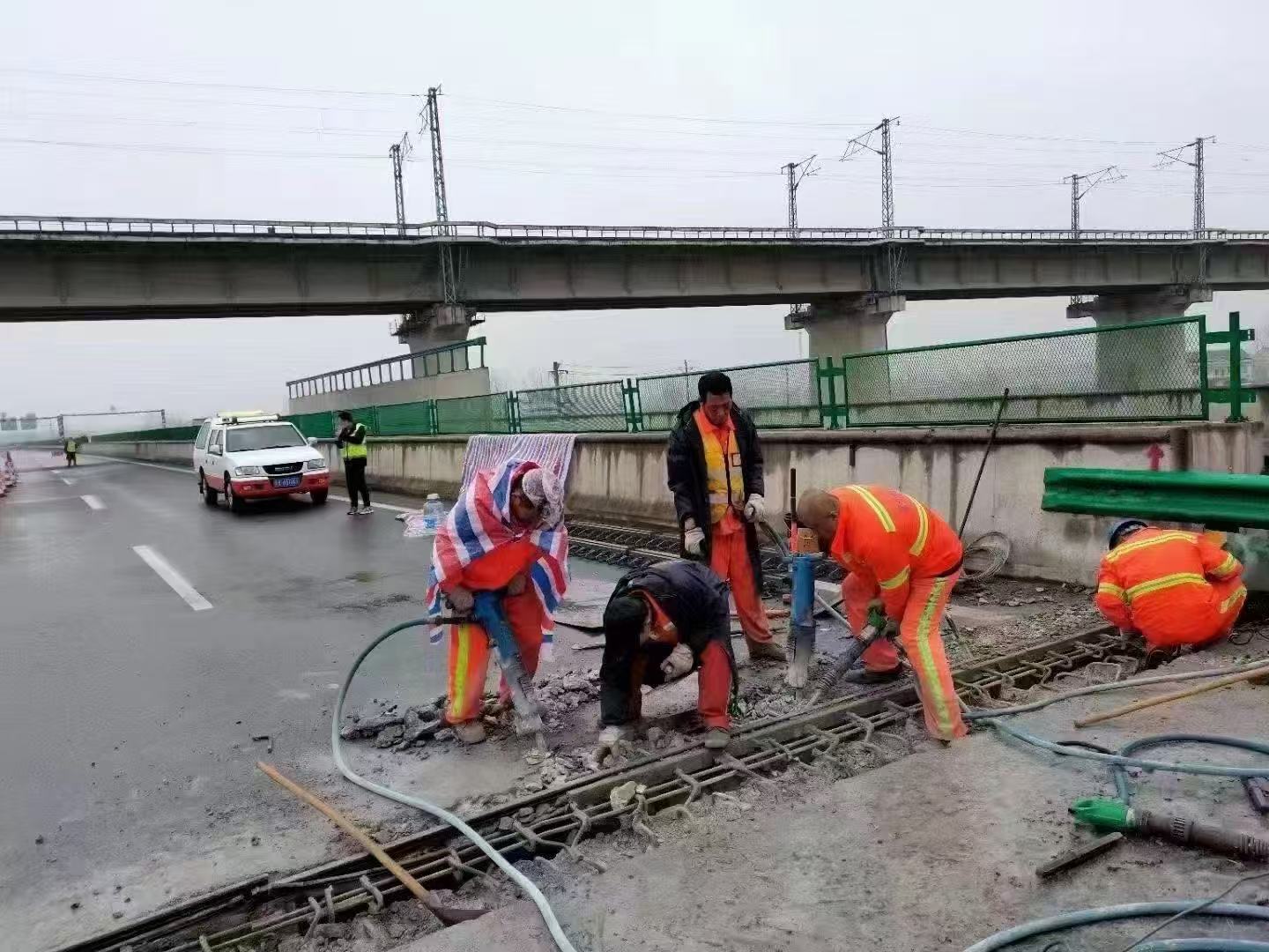 南阳桥梁伸缩缝抢修料
